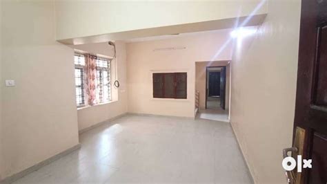 2 BHK Ground Floor House For Rent At Kowdiar Ambalamukku Road 16000