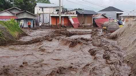 Bencana Banjir Lahar Dingin Landa Sumatera Barat Dampak Dan Upaya