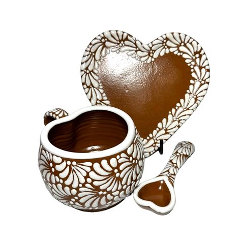 Set Piezas Chocolatera Grande Forma Corazon Con Plato Forma Corazon Y