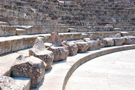 The Ancient Theatre of Epidaurus - J&G, ξενοδοχείο τολό