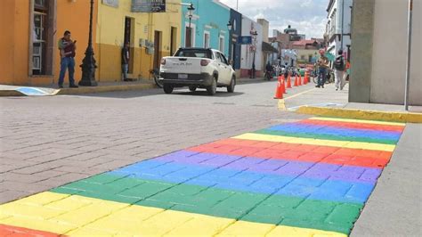 Silao Se Pinta Con Los Colores De La Bandera LGBT Por El Mes Del