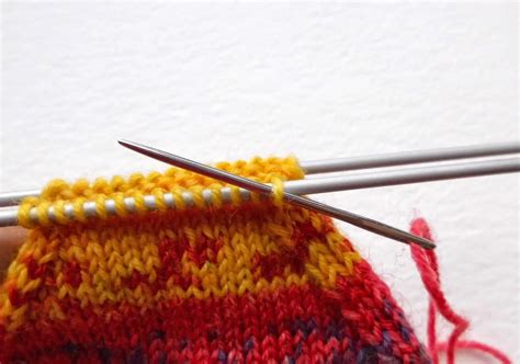 Beginner Sock Knitting Sockalong Week Foot Toe And Grafting The