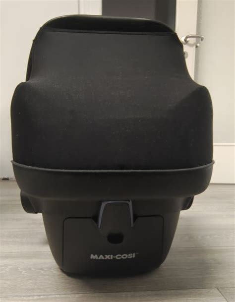 Maxi Cosi Pebble PRO I Size Essential Black Lupinica