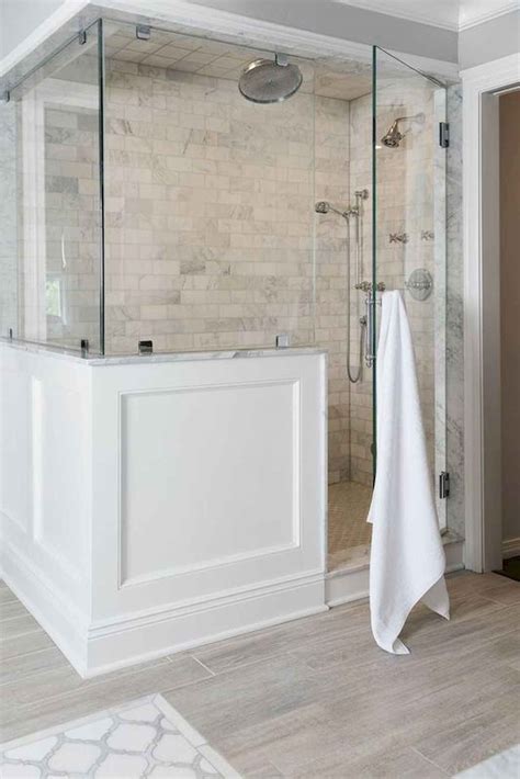 42 Modern Farmhouse Master Bathroom Remodel Ideas - insidexterior.com