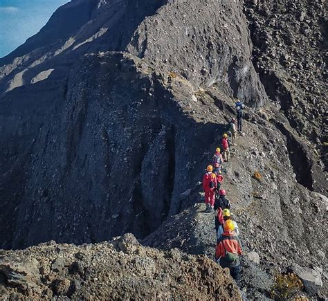 Potret Gunung Raung