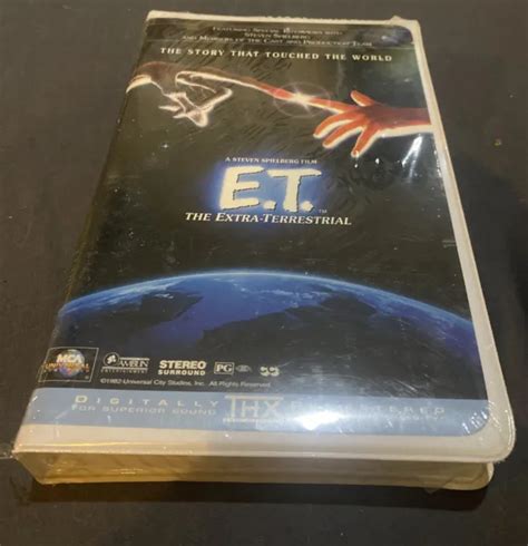 E T THE EXTRA TERRESTRIAL VHS 1996 Clamshell VCR Tape Movie MCA