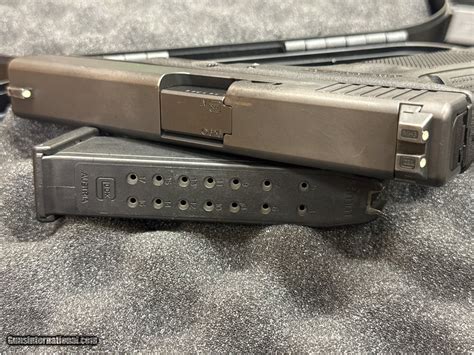 GLOCK 17 G17 GEN 4 9mm w/ 2 MAGS (POLICE TRADE-IN) 9MM LUGER (9X19 PARA