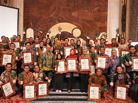 Di Ajang Indonesia Green Awards Ptk Boyong Tiga Penghargaan