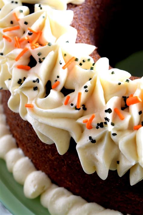 Frosted Pumpkin Puree Bundt Cake Lord Byron S Kitchen