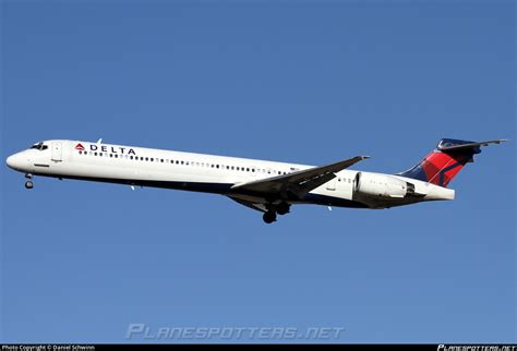 N Dn Delta Air Lines Mcdonnell Douglas Md Photo By Daniel