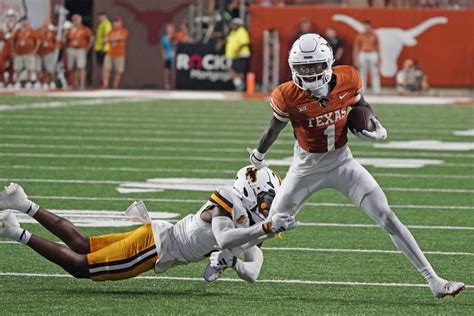 WATCH: Texas Longhorns WR Xavier Worthy Scores Much-Needed TD vs ...