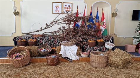 Kikinda Tradicionalno unet Badnjak u Gradsku kuću