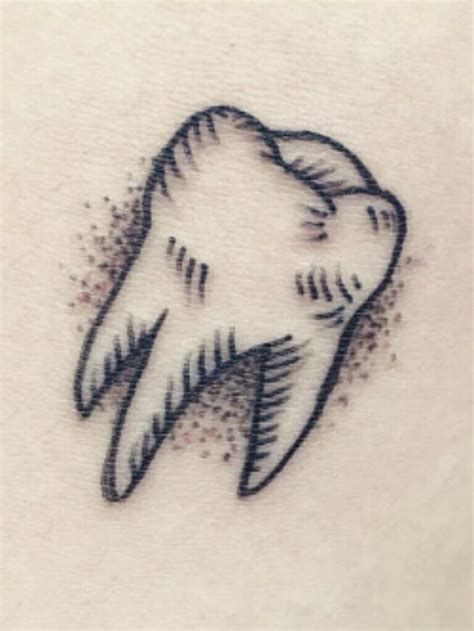 Pin By Loucian Mathias On Tooth Tattoo Tooth Tattoo Shark Tooth