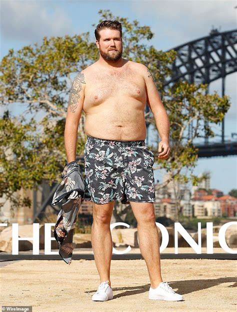 World S First Male Plus Size Model Recalls Moment He Was Poached Daily Mail Online Male Models