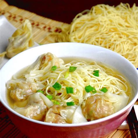 Chinese Wonton Noodle Soup