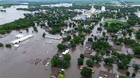 Want To Help Iowa Flooding Victims Here Are What Donations Towns Need