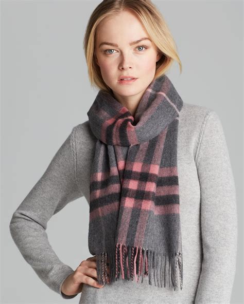 Lyst Burberry Giant Check Cashmere Scarf In Pink