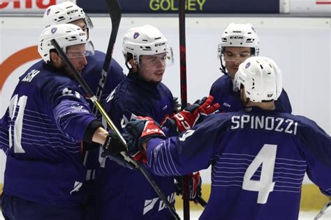 Bleus L équipe de France jouera huit matches de préparation avant le