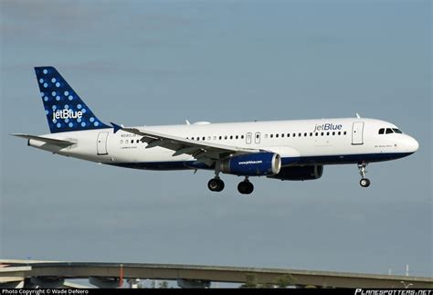 N580JB JetBlue Airbus A320 232 Photo By Wade DeNero ID 086240