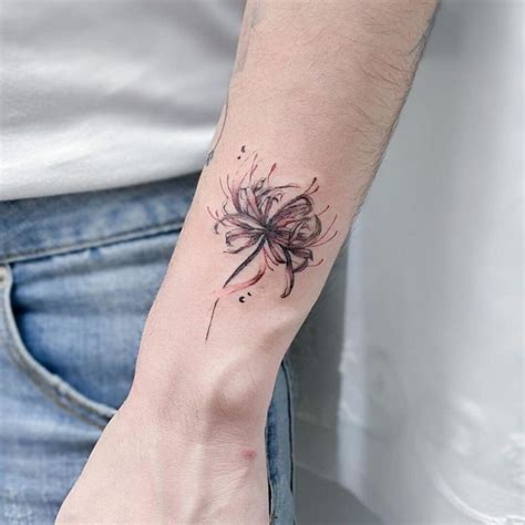 66 Amazing Spider Lily Tattoos for 2024!