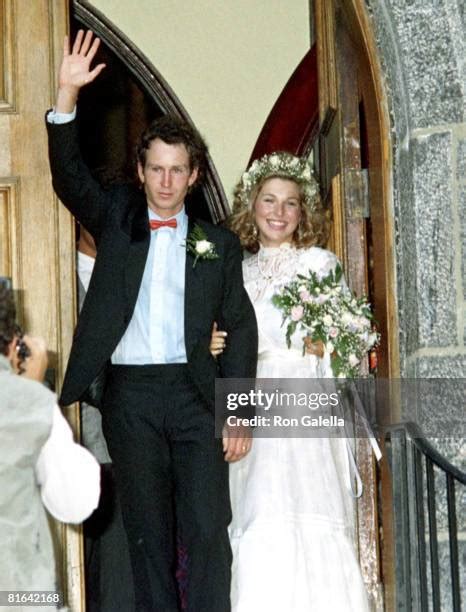 24 Wedding Of John Mcenroe And Tatum Oneal August 1 1986 Stock Photos ...