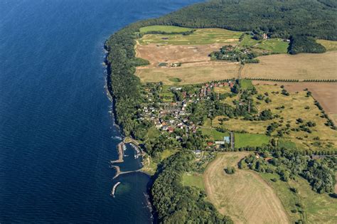 Lohme von oben Meeres Küste der Ostsee in Lohme im Bundesland