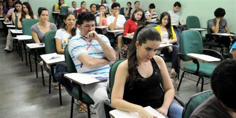 Cartões De Confirmação De Inscrição Do Vestibular E Sis Da Uea São