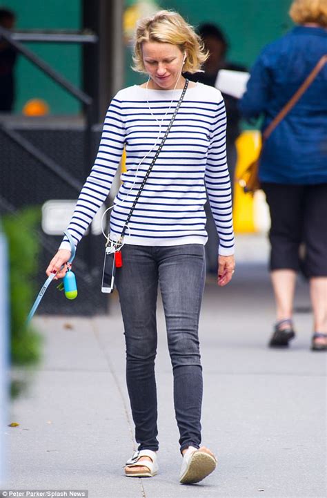 Naomi Watts Displays Youthful Complexion In New York City Daily Mail