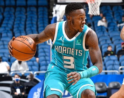 Hornets Conclude Preseason Schedule with Loss in Orlando | NBA.com