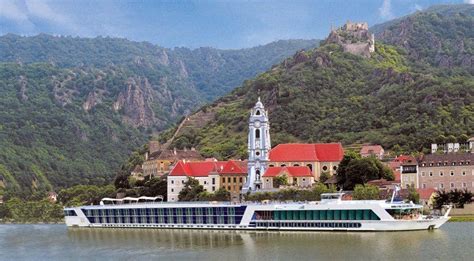 River cruise: the Danube by boat and bicycle | Balkan Incoming DMC