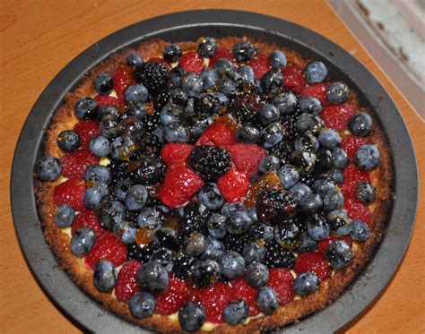 Fresh Berry Tart Recipe | RecipeStudio