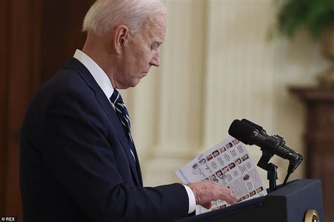 Photos Of Joe Biden S First Press Conference Show Him Using Cheat