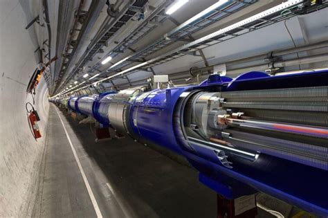 Pourquoi Le Cern Veut Construire Un Nouvel Acc L Rateur De Particules