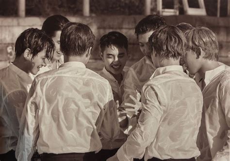 Baekhyun S Visuals Are So Hot He Dominated Twitter With A Single Photo Koreaboo