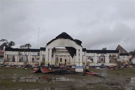 Polisi Kesulitan Usut Kebakaran Kantor Dinas Yahukimo Papua Ini