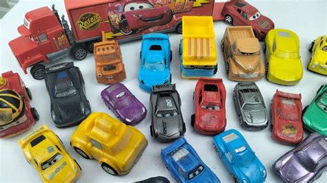 Satisfying Disney Pixar Cars W Mcqueen Chick Hicks Tow Mater King