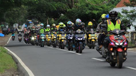 Touring Komunitas Yamaha Aerox Arci Diikuti Ratusan Motor Gilamotor