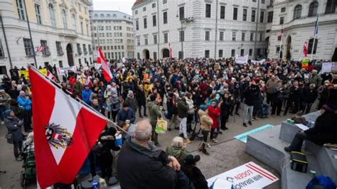 Directo Austria Confina A Toda La Poblaci N Y Decreta Obligatoria La