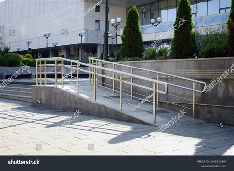 accessible ramp design royalty  images stock