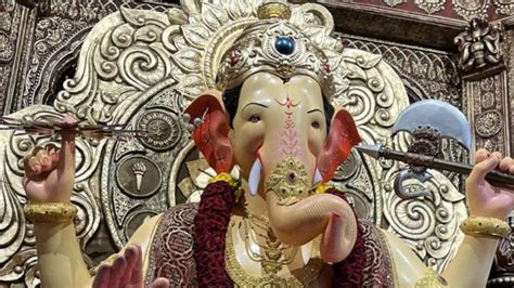 Lalbaugcha Raja Darshan Date Time How To Reach And Live