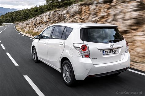 Toyota Verso I FL 1 8 Valvematic 147 KM 2018 VAN skrzynia automat napęd