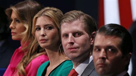 Tres De Sus Hijos Y Su Yerno En El Equipo De Transición De Donald Trump