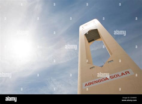 Solar power tower hi-res stock photography and images - Alamy