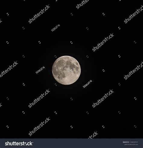 Full Moon Black Background Stock Photo 1144210121 | Shutterstock