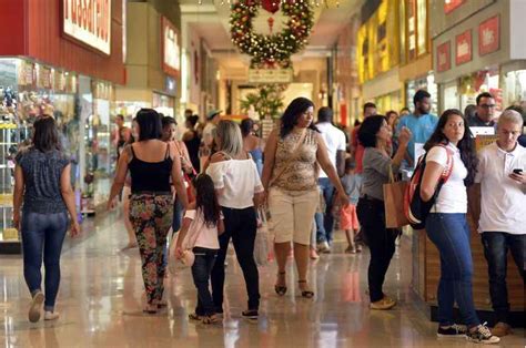 Faturamento Do Setor De Shopping Centers Sobe 4 3 Para R 157 9 Bi Em 2016