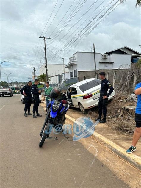 Jaru Acidente Entre Taxi E Motocicleta Na Avenida Florian Polis Deixa