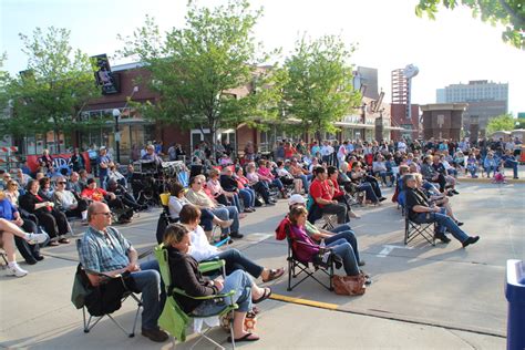 Photos: Fridays on the Promenade has a rocking start - Sioux City Now