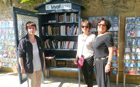 Lentilly Littérature La Boîte à Livres Je Pose Un Livre Je Prends