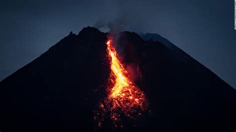 Volc N Merapi De Indonesia Uno De Los M S Activos Del Mundo Entra En