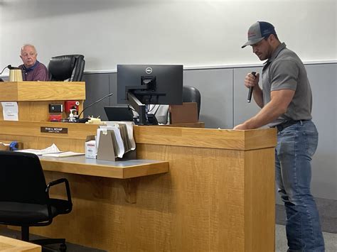 County Board moves to purchase air scrubbers for courthouse – Muddy